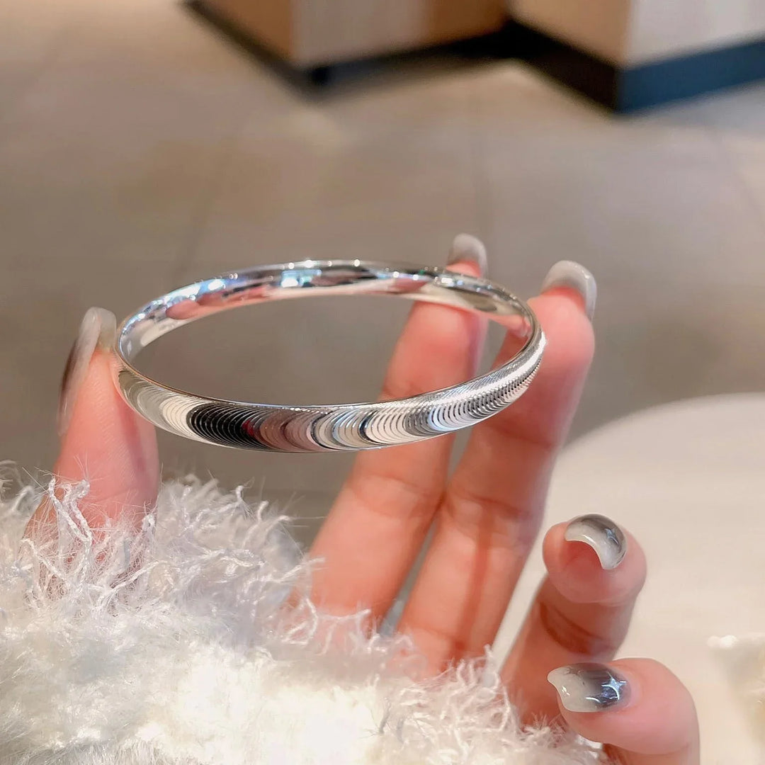 ✨🌙 Uchvátí každý pohled – náramek s leštěným kamenem kočičí oko 🌙✨