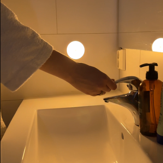 🎁 AMAZING VALUE!🌞Energy-Efficient LED Motion Sensor Light⚡
