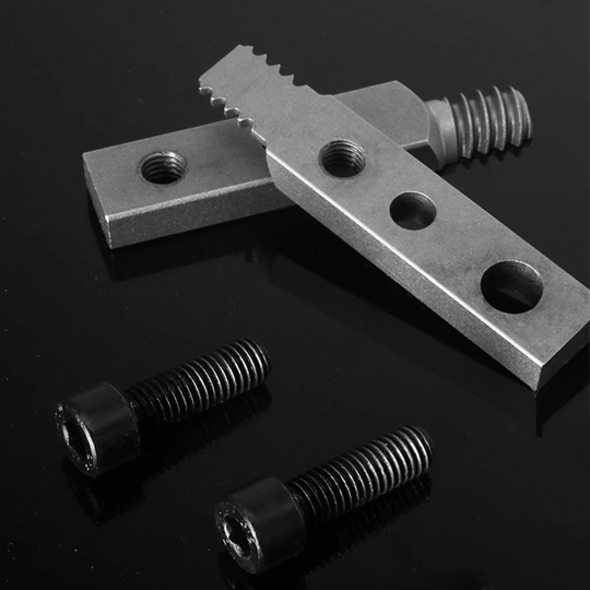 Daudzfunkcionāls šķelto cauruļu nosūcējs