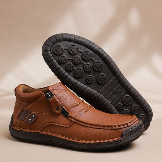 ⏰Ajutiselt soodusmüük 50% SOODUSTUST – Meeste käsitsi valmistatud kvaliteetsed nahast sussid – lai ninaosa, võlvitugi, veekindlad, survet leevendavad, libisemiskindel tald vabaajarõivasteks ja reisimiseks & Õues