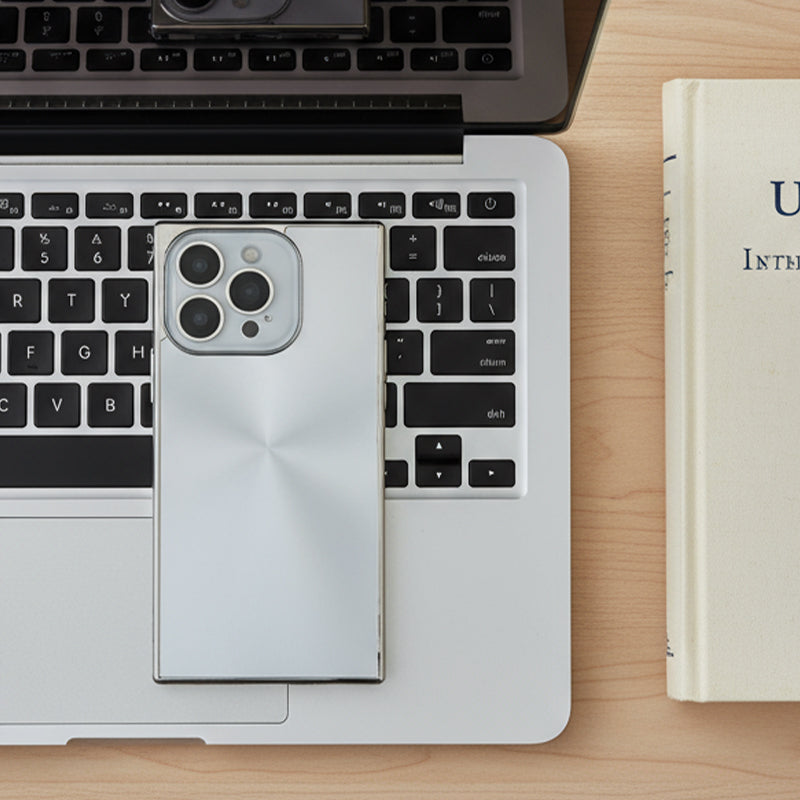 Carcasă subțire pentru telefon, cu protecție completă, cu decupaje precise