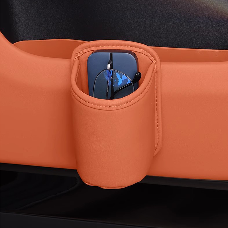 🥳2026 HOT SALE🥳💞95K+ SOLD!🚗🧺 50% OFF! Leather Car Door Cup Holder – Wide‑mouth opening, easy reach for drinks & phone. Clip‑on secure fit. PU leather, tough & stylish. 🛡️✨