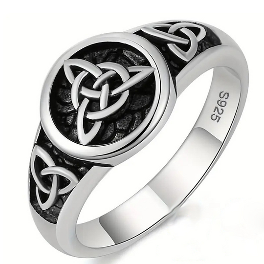 Vintage Trinity Celtic Knot Ring