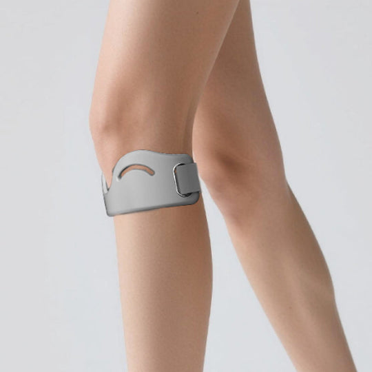 Patella Brace – Silicone, Shock-Absorbing, Breathable, Dual-Buckle 🏃-Q